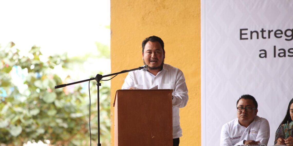 Se beneficiarán en Oaxaca a 20 mil estudiantes con lentes del programa Ver Bien para Aprender Mejor