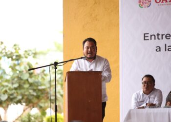 Se beneficiarán en Oaxaca a 20 mil estudiantes con lentes del programa Ver Bien para Aprender Mejor