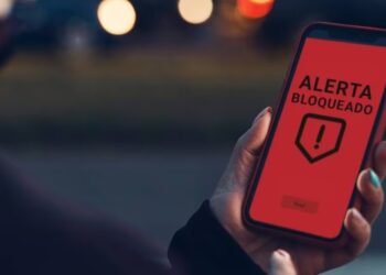 Estas apps de préstamos ‘secuestran’ tu celular si no les pagas
