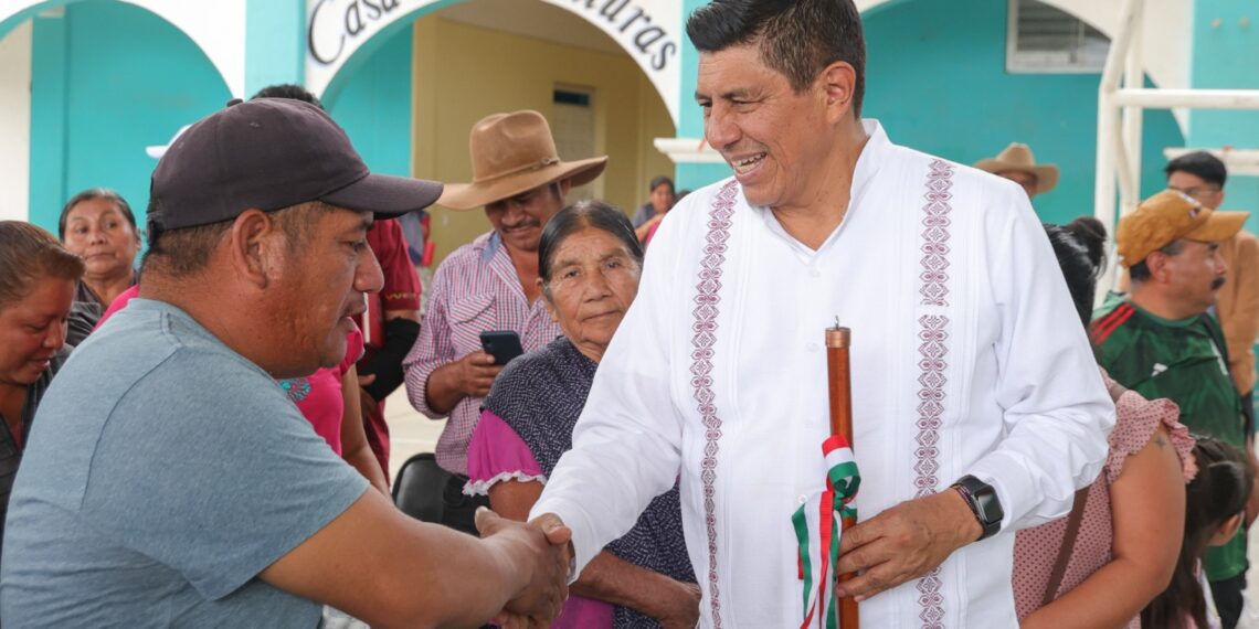 Convoca Salomón Jara a Asunción Ocotlán a combatir marginación, pobreza y corrupción