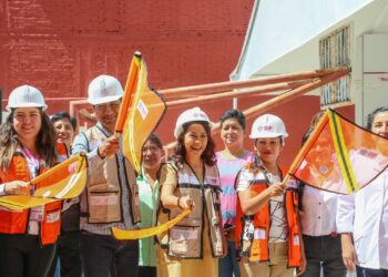 Arranca DIF Oaxaca construcción de un domo en el CAIC número 1