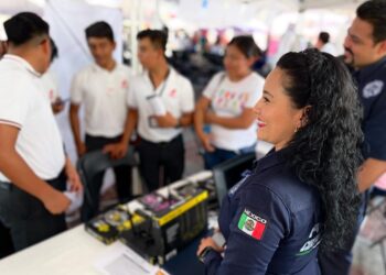 En la Costa, brinda SSPC herramientas a mujeres, adolescentes y niñas para disminuir riesgos en internet