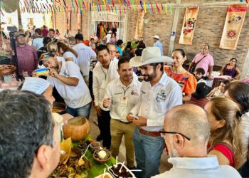 Más de 7 mil asistentes registra el Primer Festival del Mole de la Costa y Mixteca realizado en Puerto Escondido