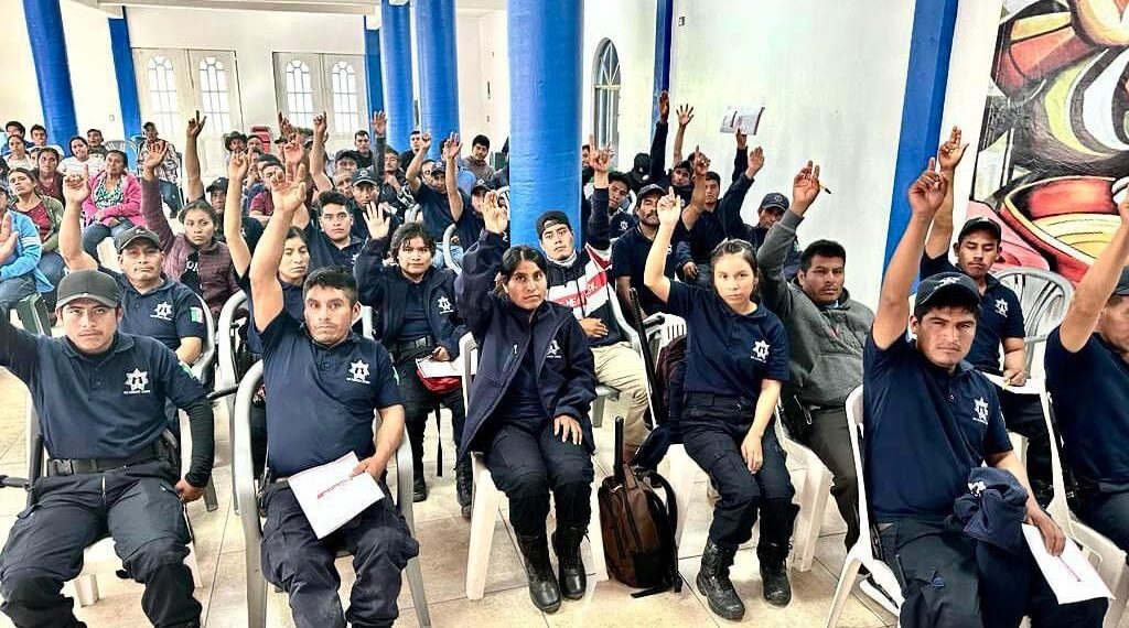Con el programa Topiles por la paz, se dignifica la labor policial y se fortalece la seguridad en Oaxaca