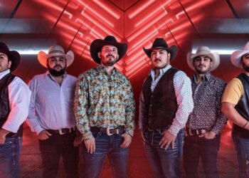 Grupo Frontera se presentará el 15 de septiembre en el Zócalo, anuncia AMLO