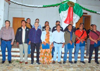 Realiza AEI último pase de lista y reconocimiento