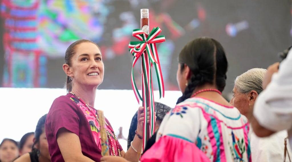 “QUEREMOS QUE CONTINÚEN LOS GOBIERNOS DEL PUEBLO PARA EL PUEBLO. CONFIAMOS EN OAXACA”: CLAUDIA SHEINBAUM SUMA APOYO DE LIDERAZGOS OAXAQUEÑOS