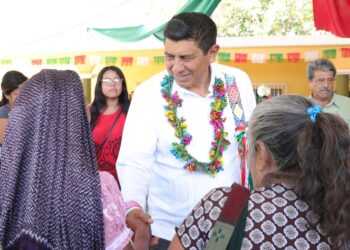 Rojas de Cuauhtémoc recibe por primera vez a un Gobernador