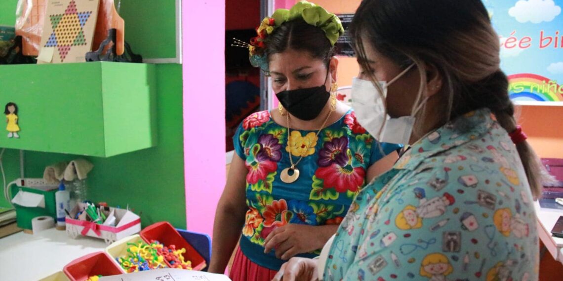  Firman convenio IEEPO y el Hospital Presidente Juárez del ISSSTE para la atención educativa de la niñez