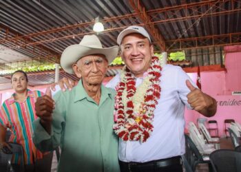 Las palabras claves de la transformación son organización y paciencia, refiere Nino Morales en su visita al Istmo