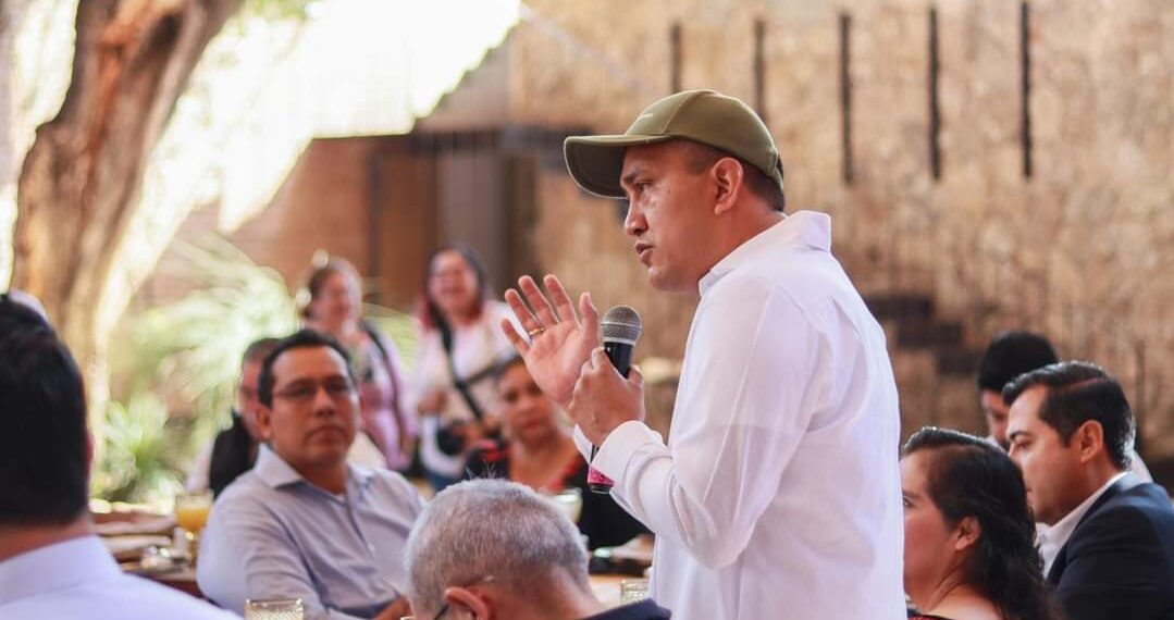 Conversan Nino Morales Toledo y diversas cámaras empresariales sobre “la visión del futuro de Oaxaca” que queremos.