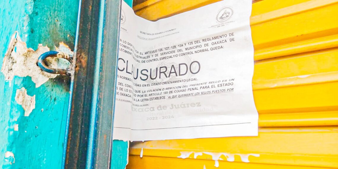 Clausuran puntos irregulares de venta de boletos de viaje a personas migrantes