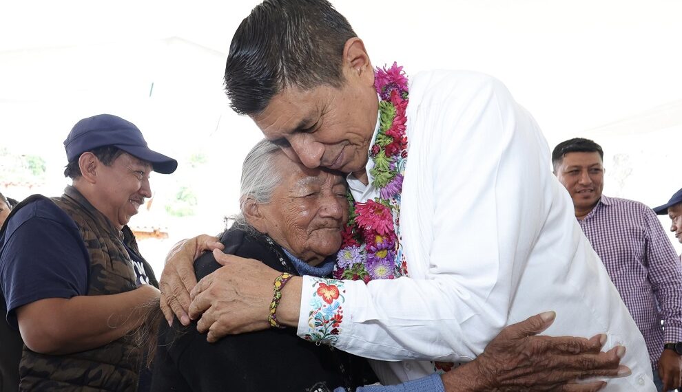 Atiende Gobierno de Oaxaca restauración del templo de Santa Catarina Lachatao
