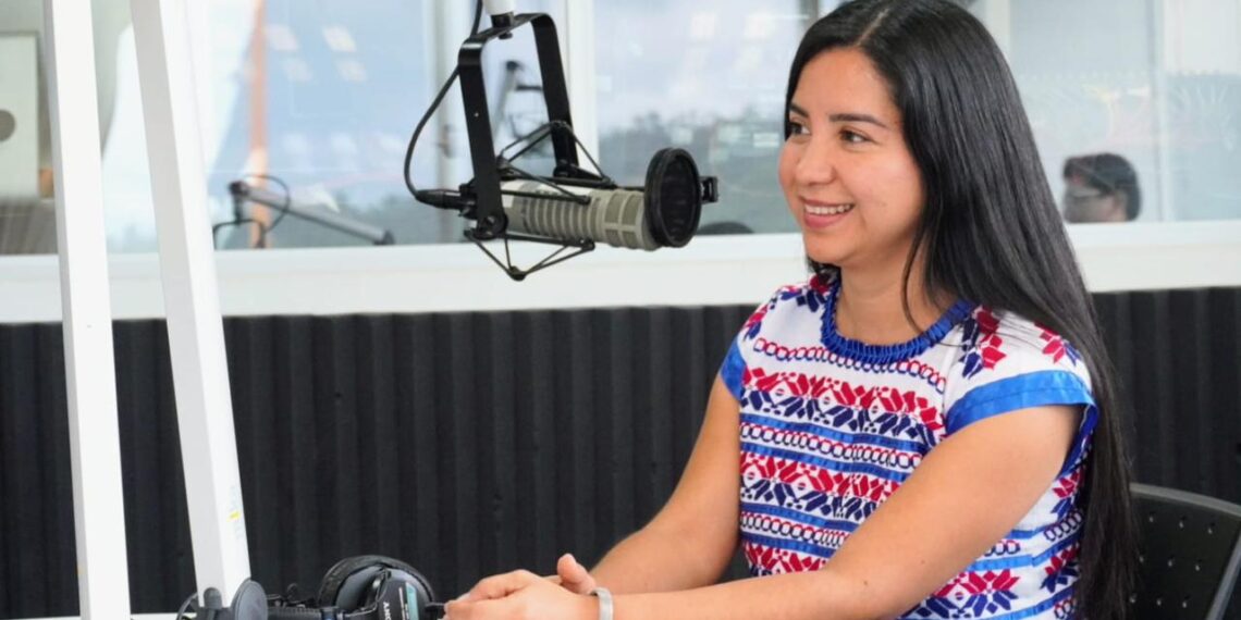 Promueve SM derechos de las féminas con programa radiofónico Ahora Mujeres