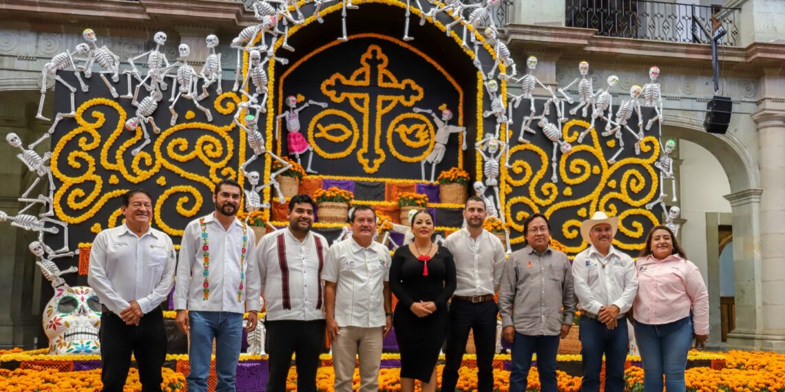 Con arte y cultura, celebra Oaxaca Día de Muertos y Guelaguetza del Mar