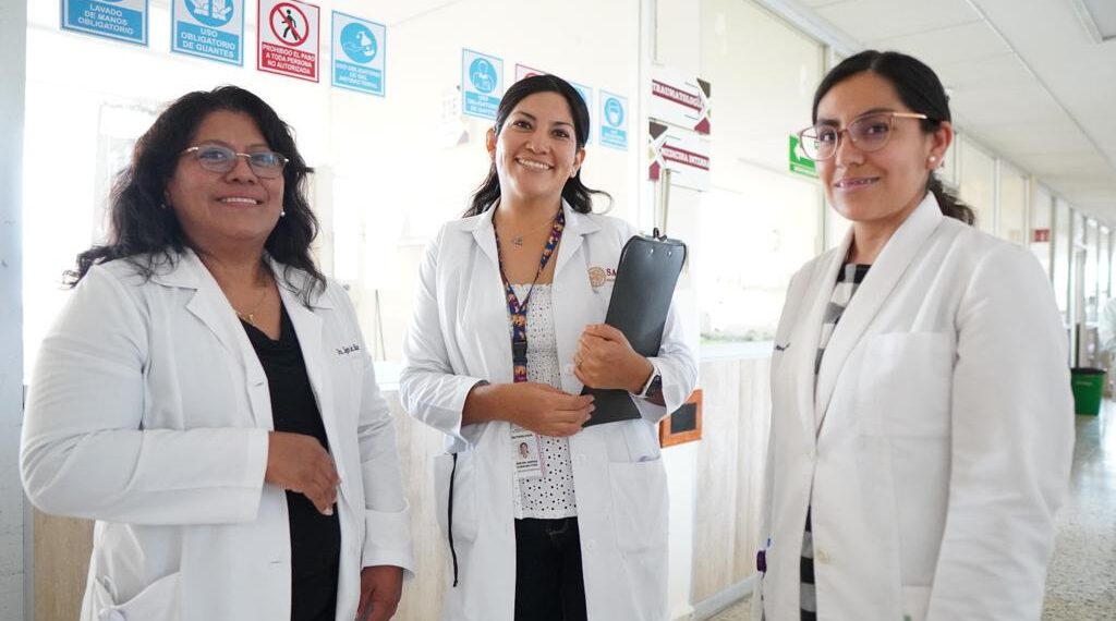 Reconoce Gobierno de Oaxaca la labor de más de 17 mil trabajadores de Salud