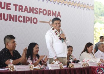 Lleva Salomón Jara Estrategia Trabajo que Transforma tu Municipio con recursos por 8.1 mdp a Santa María Yavesía