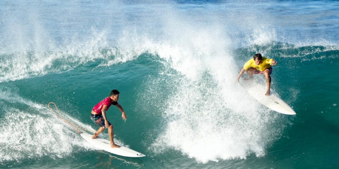Sectur Oaxaca premia a ganadores del Torneo Internacional de Surf PXM Pro 2023
