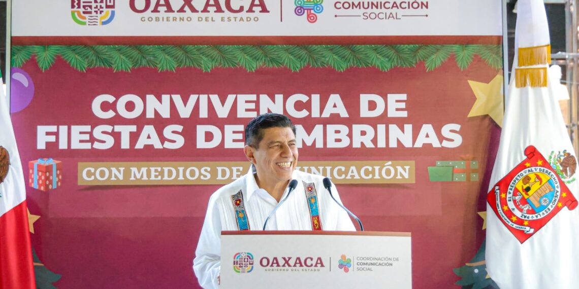 Garantizará Gobierno de Oaxaca seguridad social para cien periodistas
