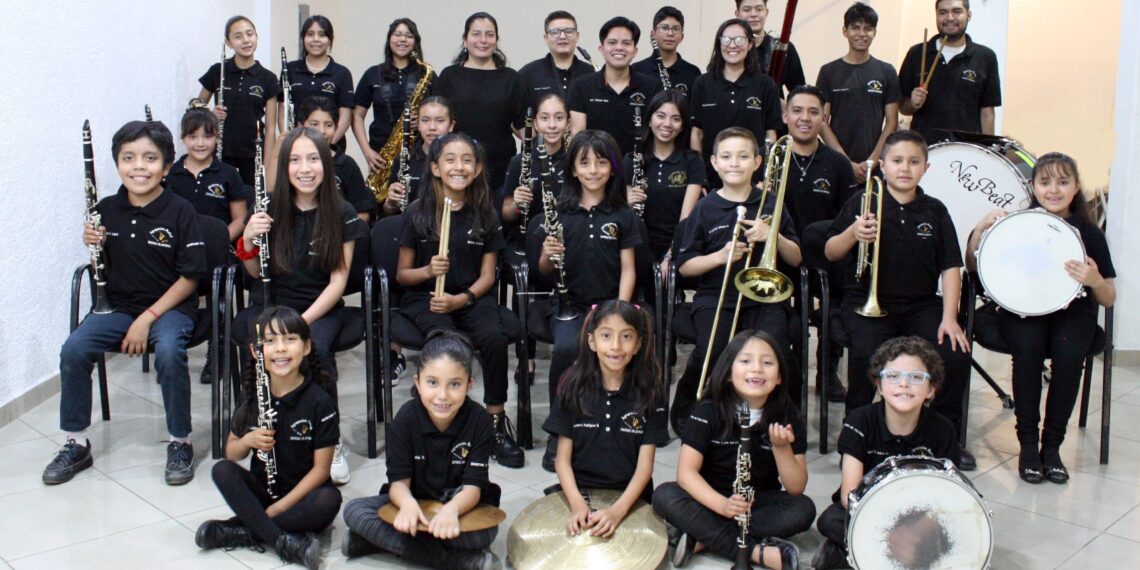 El Semillero Banda Sinfónica Comunitaria de Ecatepec y el Ensamble de arpas de la OECCh realizarán concierto navideño