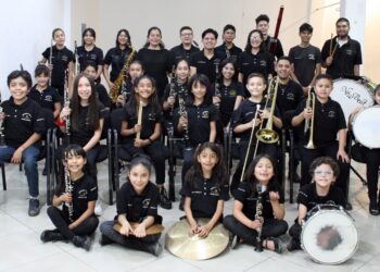 El Semillero Banda Sinfónica Comunitaria de Ecatepec y el Ensamble de arpas de la OECCh realizarán concierto navideño