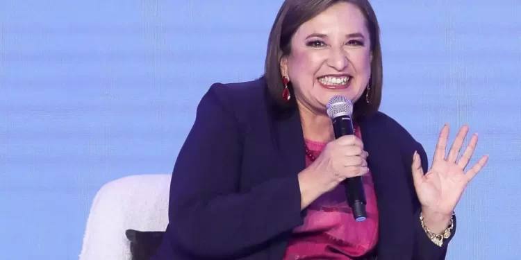 Xóchitl analiza reanudar construcción del Aeropuerto de Texcoco… si gana